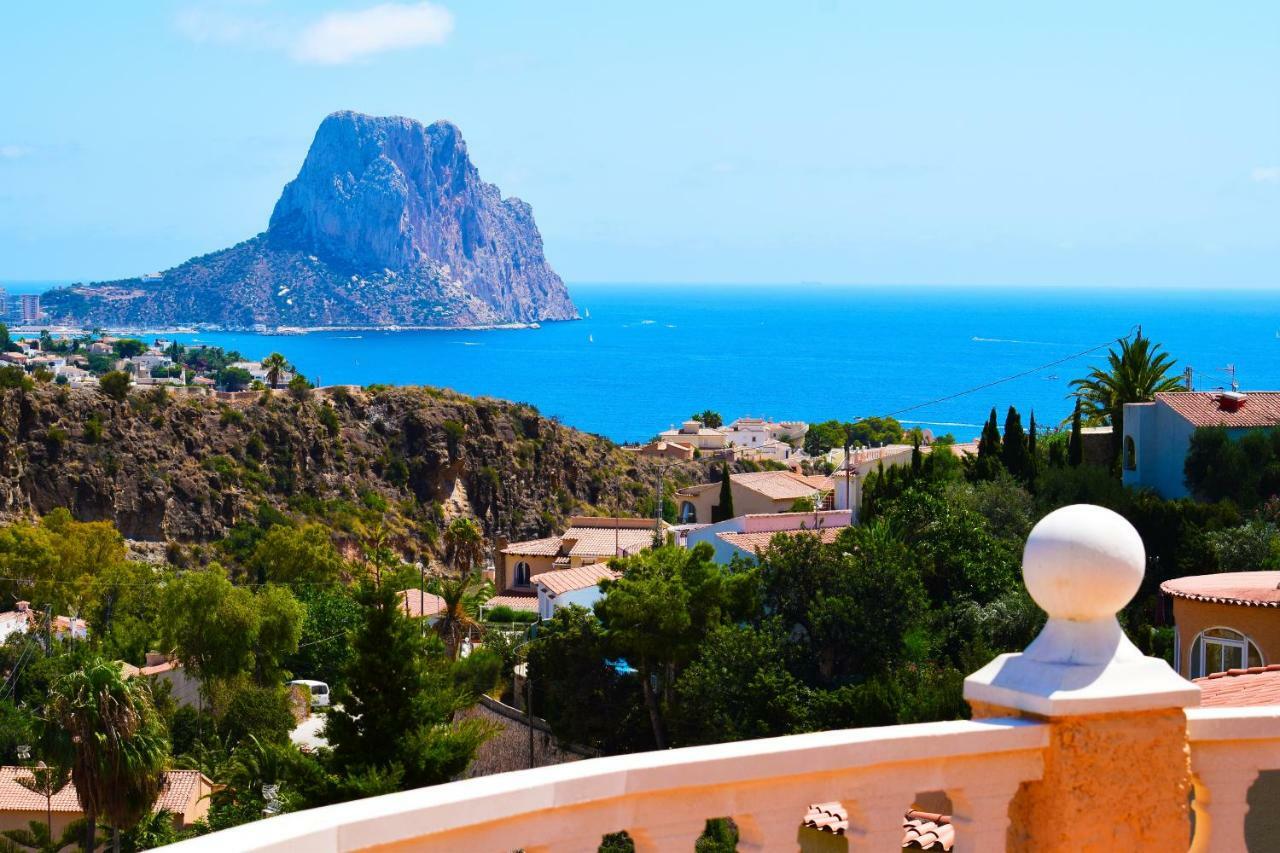 VILLA SPARTACUS - piscina privada y vistas al mar Calpe Exterior foto