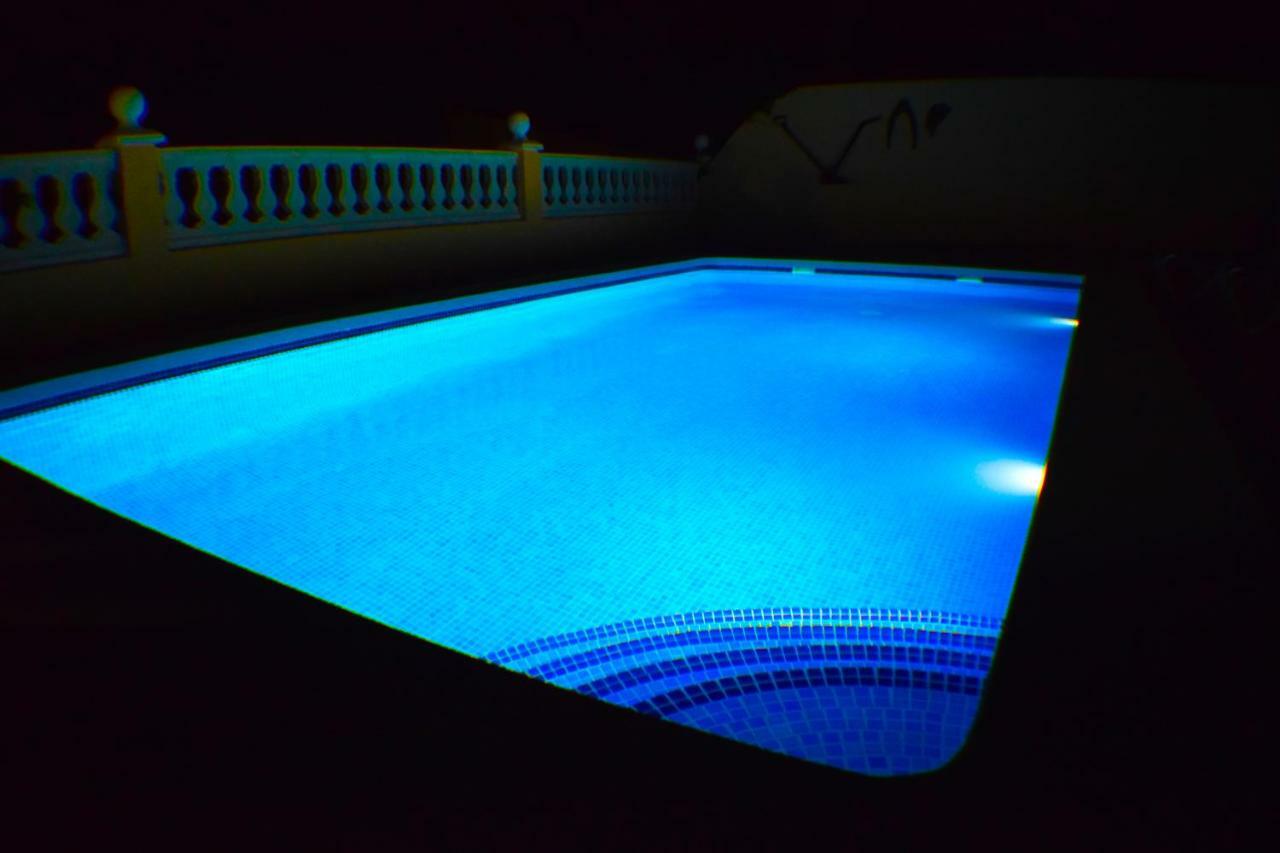 VILLA SPARTACUS - piscina privada y vistas al mar Calpe Exterior foto