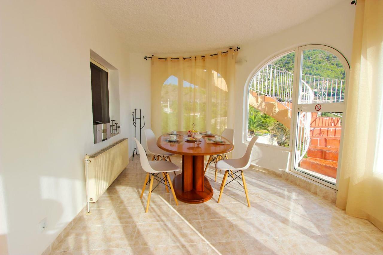 VILLA SPARTACUS - piscina privada y vistas al mar Calpe Exterior foto